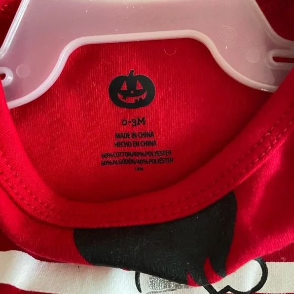 Pirate Costume NWT
0-3 months - Picture 4 of 5